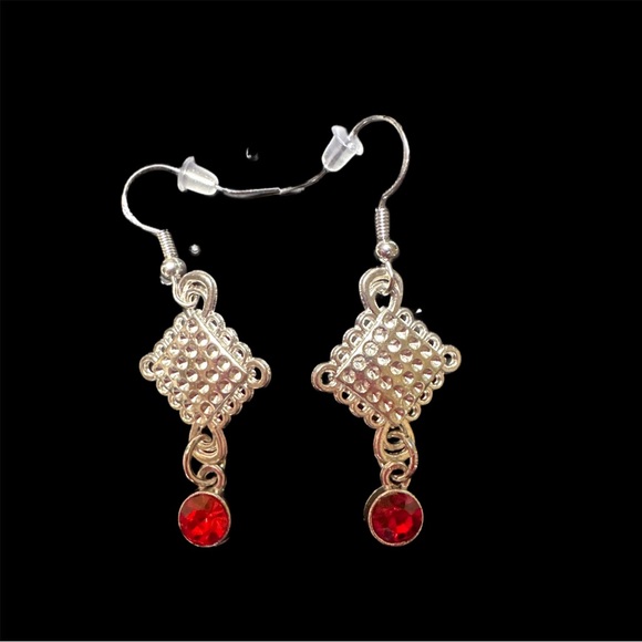 Weaved Design w/ Faux Ruby Stone Wire Hook Earrings in Silvertone - Picture 3 of 5
